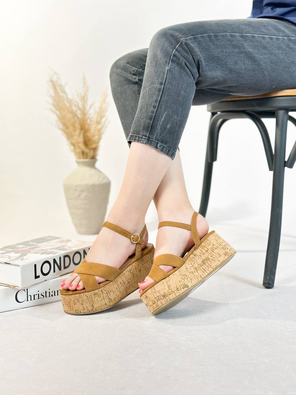 IMG_20251029_085255_268 صندل زنانه کد 23 - تصویر 1