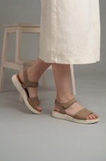 صندل اویامدا زنانه